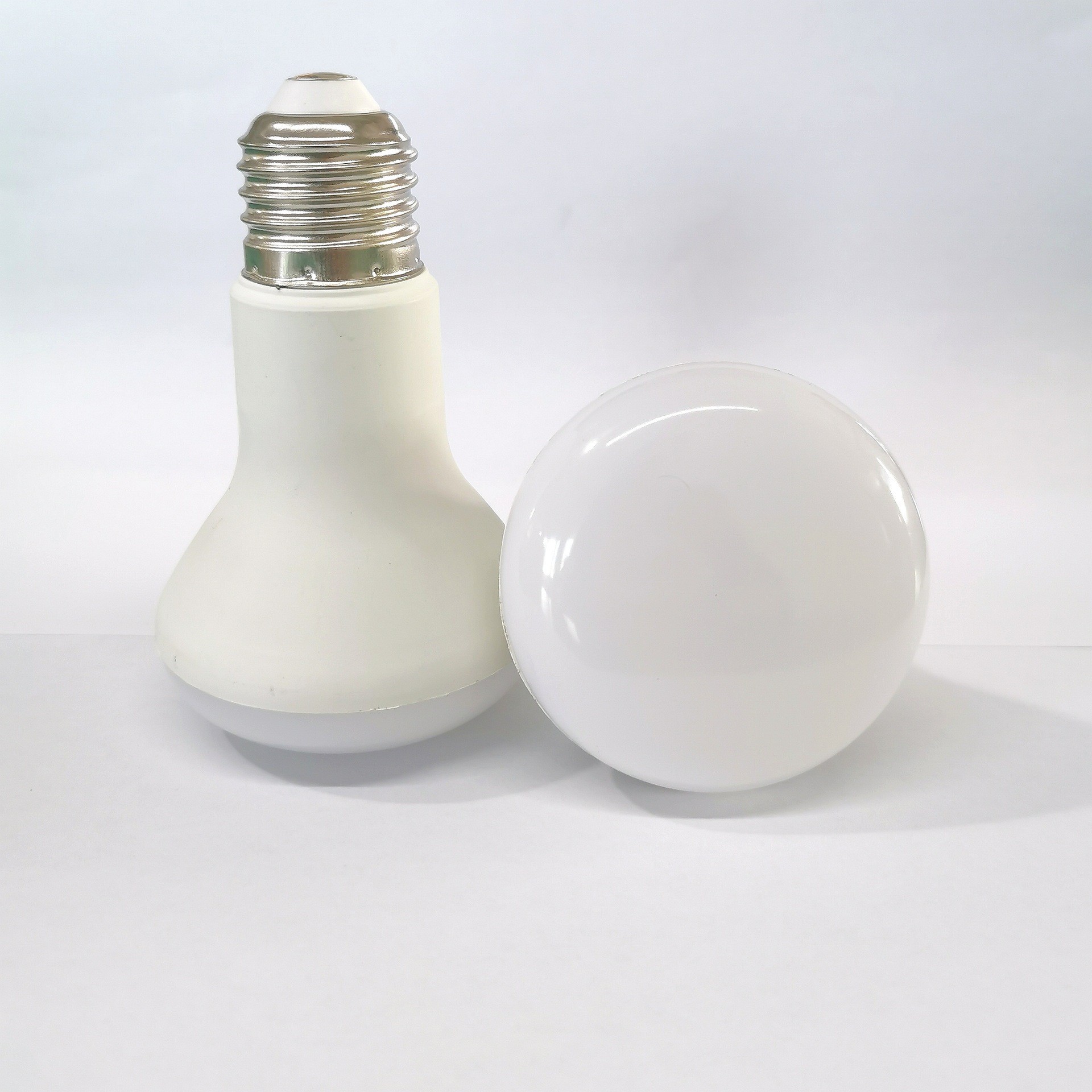 LED R63 Bulb